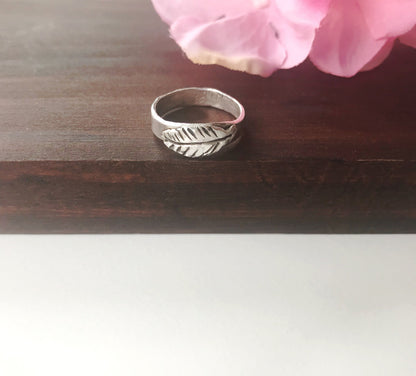 Fine Silver Feather Ring Size 6