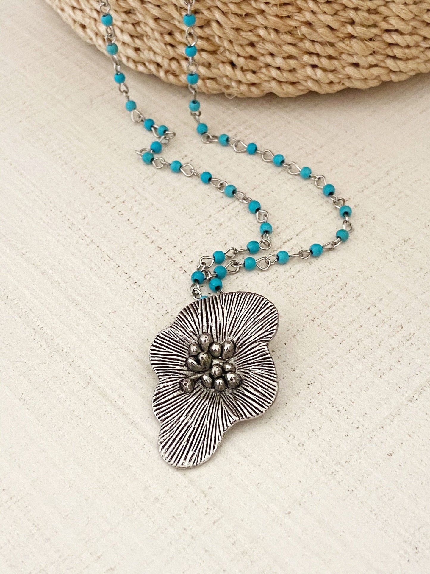 Turquoise Beaded Silver Flower Necklace